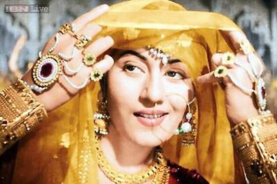 Shah Rukh Khan buys 2 'Mughal-e-Azam' posters for Rs 6.84 lakh at an auction; a painting of 'Shree 420' gets the highest bid of Rs 7.5 lakh