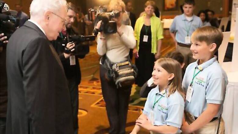 Warren Buffett impressed by children's money-making ideas