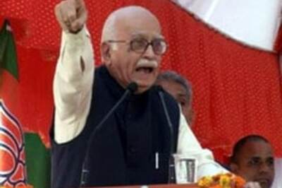 Advani challenges Cong in Uttarakhand