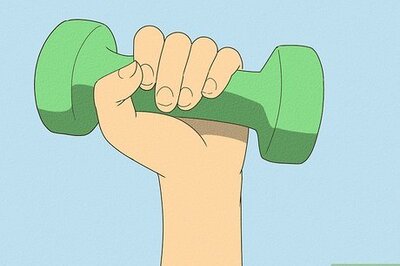 How to Learn to Write With Your Left Hand