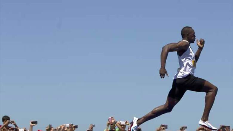 Usain Bolt back in search of 200 metres hat-trick