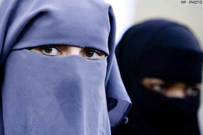 Burqa ban in Australian court stirs debate