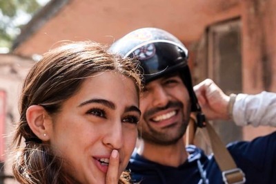 Sara Ali Khan Walks Away When Asked If She Misses Kartik Aaryan, Watch Awkward Video Here