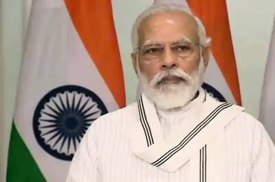 PM Modi Speaks to Parkash Singh Badal, Extends Birthday Greetings