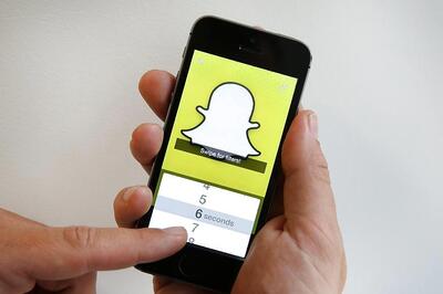 Online Petition Against 'Useless New Features' of Snapchat Gets a Million Signatures