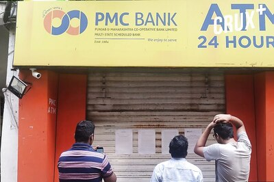 Maharashtra Govt Suggests Merger of PMC and MSC Banks to Provide Relief to Depositors