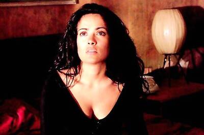 Salma Hayek to host this year's Oscar Awards