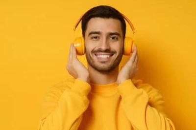 5 Indian Authors Who Are Making An Impact With Audiobooks And Podcasts
