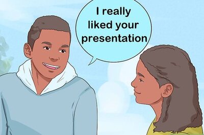 How to Tell if a Guy in Middle School Likes You