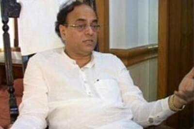 EC to verify if Azmi supporters gave money to voters