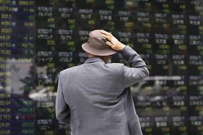 Global shares recover, but fear on Greece remains