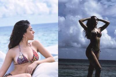 SEXY! Alaya F Looks Ravishing Flaunting Her Bikini Body By The Bay, See Viral Photos