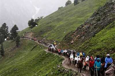 Death toll rises to 22 as four more pilgrims die during Amarnath Yatra