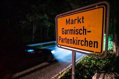 US General Meets With German Officials Over Resort Outbreak