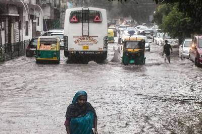 Heavy Rains and Strong Winds Flood Roads, Affect Air Traffic in Delhi