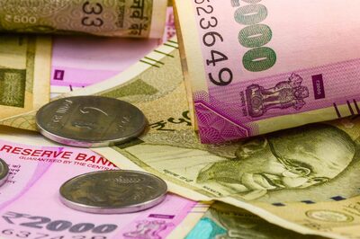 Rupee Rises 6 Paise Against US Dollar in Early Trade on Easing Crude Oil Price