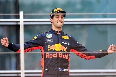 Should I Stay or Should I Go? Daniel Ricciardo Coy Over McLaren Link