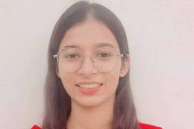 Daughter of Govt School Teacher Gets 100 Percentile in CUET, Aims to Become IAS Officer