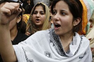 Flower power vs Emergency; Pak takes to Gandhigiri