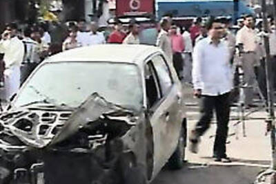 Police hunt on for suspected woman bomber