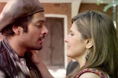 There Is No Censorship for Internet: Divya Khosla Kumar