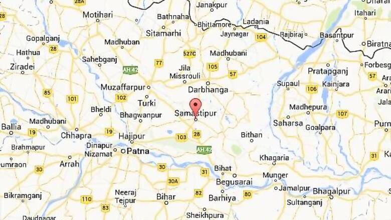 Bihar: Railway foot overbridge falls on Amrapali Express, 2 injured