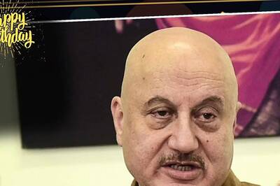 B'day Special: When Anupam Kher Suffered Facial Paralysis While Shooting for This Film