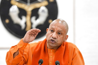 Once Cannons Manufactured at UP Defence Corridor Roar, Pakistan Will Vanish on Its Own: Yogi Adityanath