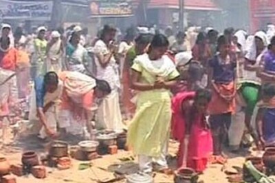 A 'women's only' fest, the Attukal Pongal of Kerala