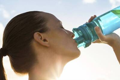 Should Water Be Consumed Before or After a Meal? Experts Answer