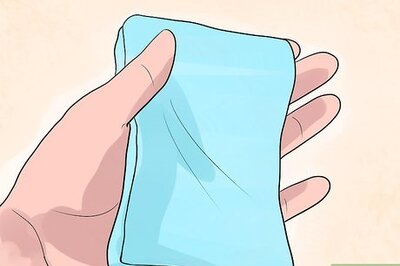 How to Effectively and Safely Wash, Dry, and Maintain a Cast