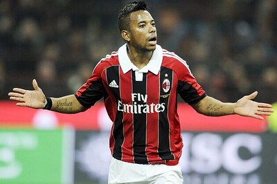 Robinho could stay at Milan, says Berlusconi
