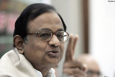 Chidambaram meets Sushma, Jaitley on Insurance, DTC Bills