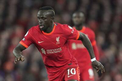 Premier League: Liverpool Close Gap on Manchester City