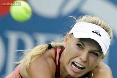 Wozniacki, Kerber reach Pan Pacific semifinals