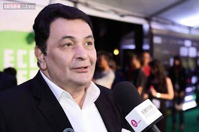 Actor Rishi Kapoor hospitalised, diagnosed with malaria