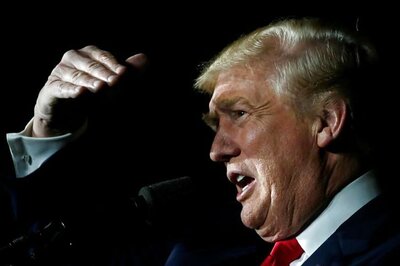 US Elections: Democrats Hit Back at FBI Chief James Comey as Donald Trump Presses Attacks on Hillary Clinton