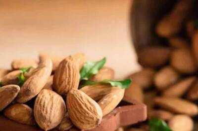 Top 5 Nutrients for Brightening Your Skin This Festive Season