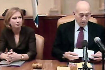 World Buzz: Israeli PM resigns | Mbeki steps down