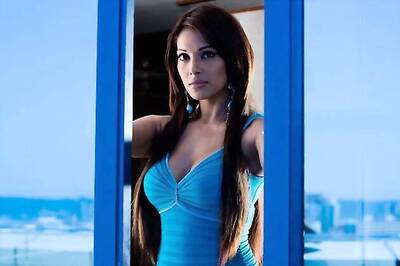 No one is my buddy in Bollywood: Bipasha Basu