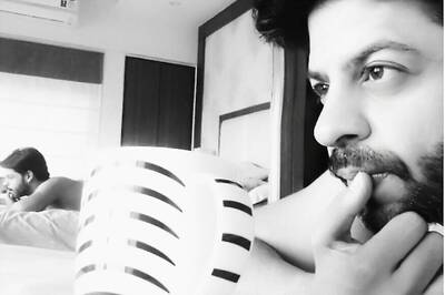 Move Over Priyanka Chopra, Shah Rukh Khan's Lookalike Will Blow Your Mind