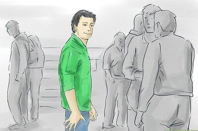 How to Socialize As an Introvert