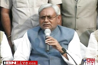 Nitish asks officials to crack down on middlemen