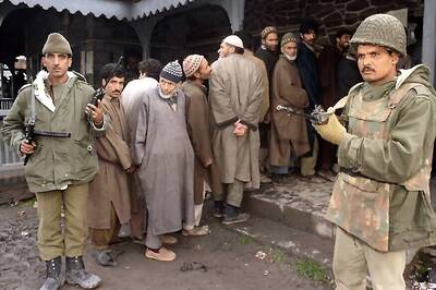 Repoll at 38 Srinagar Booths to Test Security Arrangements