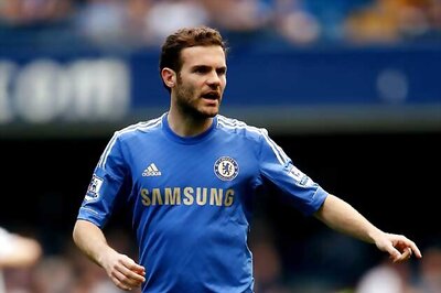 Mata rubbishes reports of Chelsea exit