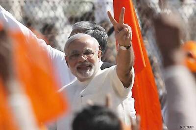 Modi using intelligence to harass party workers, alleges AAP