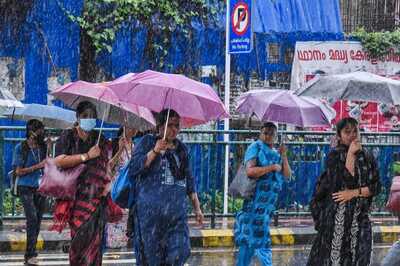 Monsoon Mayhem: IMD Issues Yellow Alert for Mumbai, Predicts Rains in Delhi | Key Updates