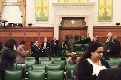 Canadian Parliament locked down, soldier fatally wounded in shooting, one suspect dead