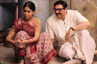 'Mohalla Assi' first still: Sunny Deol plays a Sanskrit teacher