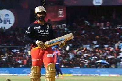 RCB Keeper-batter Dinesh Karthik Sets a Bizarre Batting Record in IPL